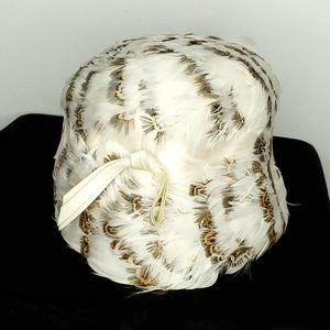 Womens feather hat vintage 1960